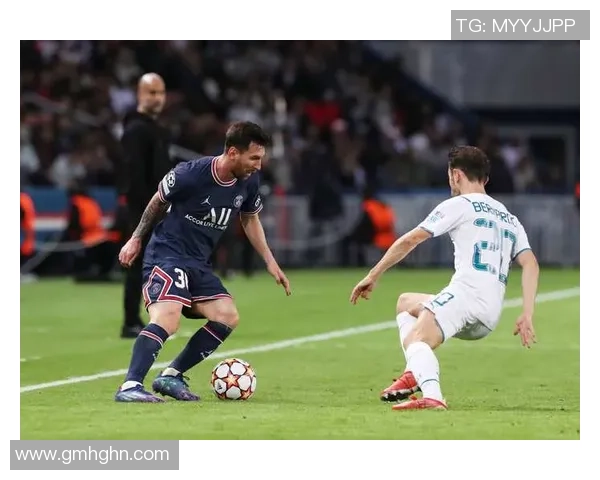 意甲大战尤文图斯狂胜巴黎圣日耳曼红牌事件引发全场热议与转会传闻 意甲大战尤文图斯狂胜巴黎圣日耳曼红牌事件引发全场热议与转会传闻