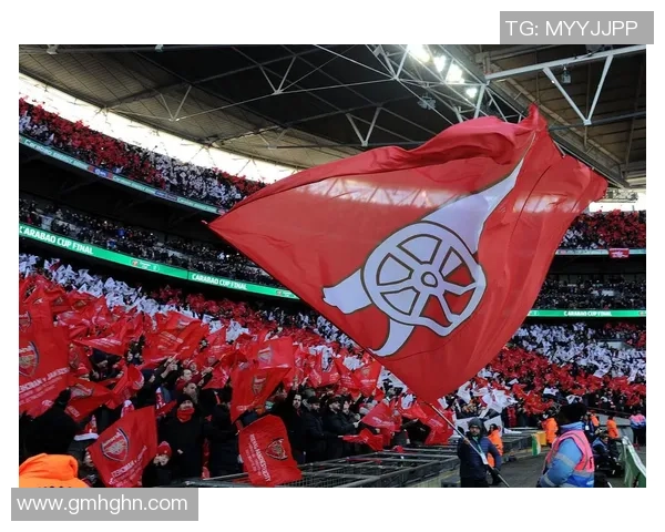 中超激战曼联大胜拜仁红牌事件引发全场热议与争议分析 中超激战曼联大胜拜仁红牌事件引发全场热议与争议分析